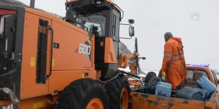 Kar nedeniyle 4 aydır kapalı olan Ardahan Artvin yolu ulaşıma açılıyor