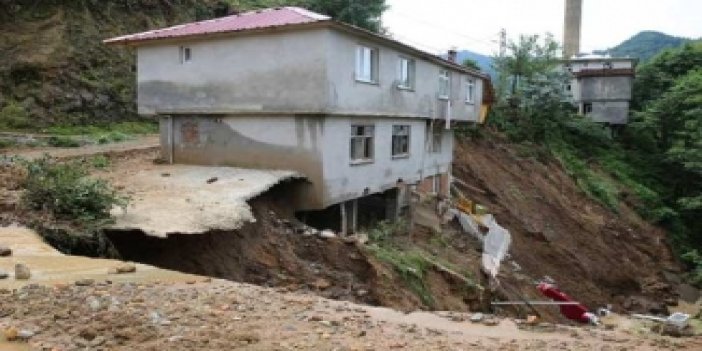 Rize'de 332 noktada sel ve heyelan meydana geldi, 56 ev boşaltıldı