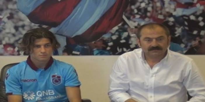 "Trabzonspor'un Genç Yeteneği: Berkay Sefa Kara Renklerine Bağlandı"