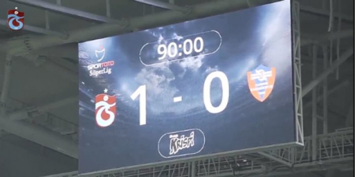 Trabzonspor Karabük maçında taraftarların coşkusu