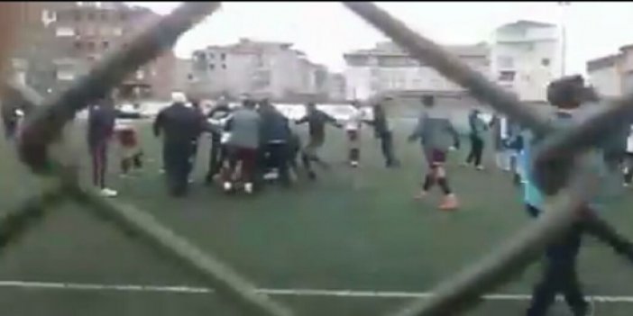 Ardeşenspor ile Rize Belediyespor maçında kavga çıktı
