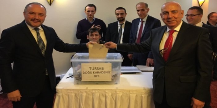 TÜRSAB Doğu Karadeniz Bölgesel Yürütme Kurulu Başkanı yeniden Suat Gürkök oldu