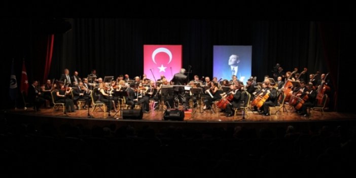 Cumhurbaşkanlığı Senfoni Orkestrası, Trabzon'da konser verdi