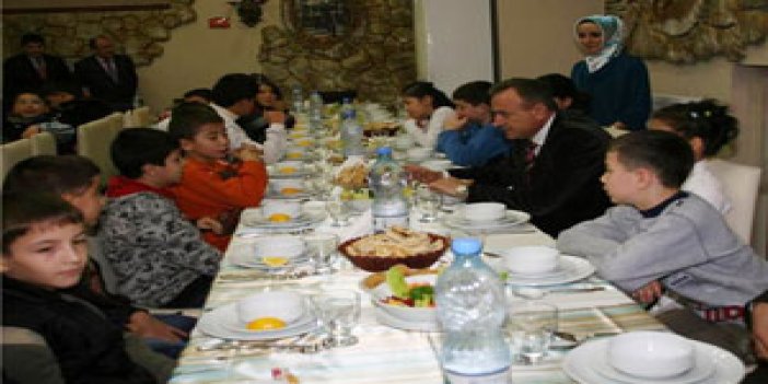 Trabzon'da 18 aile evlat edindi