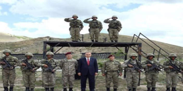 Erdoğan, Özel Kuvvetler Komutanlığı'nı Ziyaret Etti