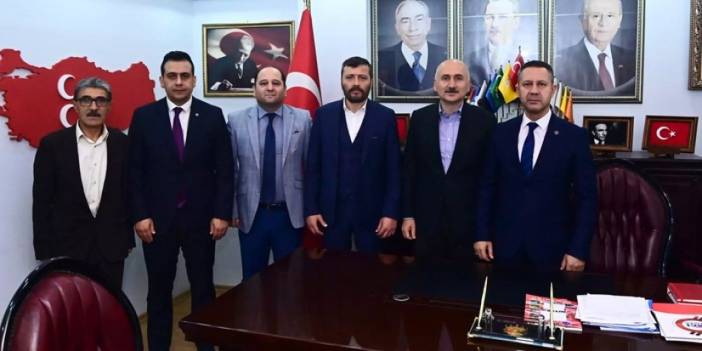 Bakan Karaismailoğlu'ndan MHP İl Başkanlığı'na ziyaret