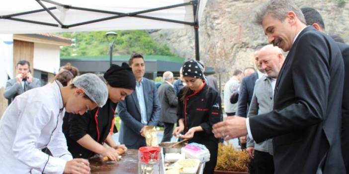 Artvin'in yöresel lezzetleri Türk Mutfağı Haftası'nda tanıtıldı