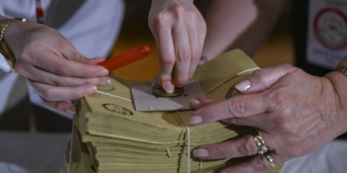 Cumhurbaşkanlığı seçimi için yurt genelinde sandıklar kapandı! Oy sayımı başladı