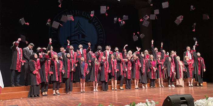 Artvin Çoruh Üniversitesinde mezuniyet töreni