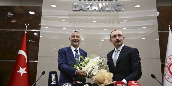 Bakan Mehmet Muş görevi Ömer Bolat'a devretti