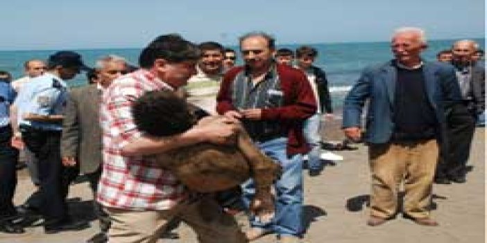 Akyazı'da çocuk denizde boğuldu