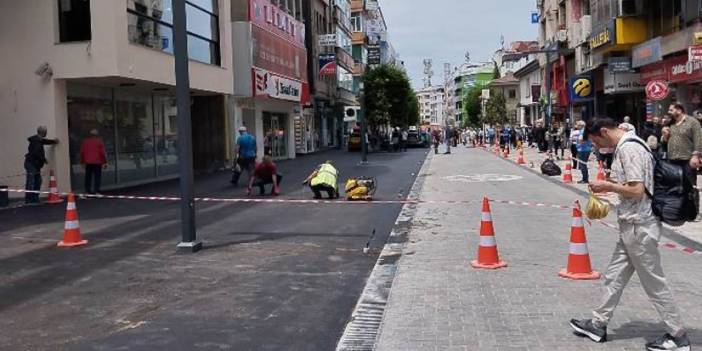 Trabzon’da bu görüntüler tepki çekmişti! Kahmaranmaraş Caddesine asfalt mı dökülüyor? Açıklama geldi.