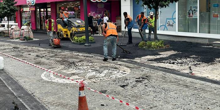 CHP’li Oyman’dan Kahramanmaraş Caddesi’ne asfalt serilmesine eleştiri “Trabzon böyle zulüm görmedi”