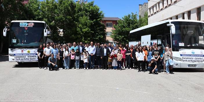 Bayburt'ta öğrenciler Çanakkale ve İstanbul'a geziye gönderildi
