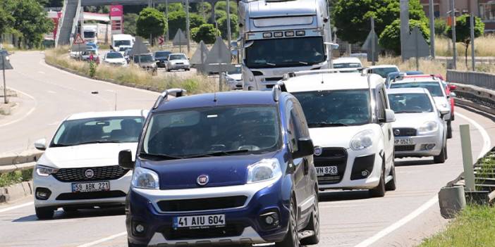 Ankara-Samsun kara yolunda trafik yoğunluğu