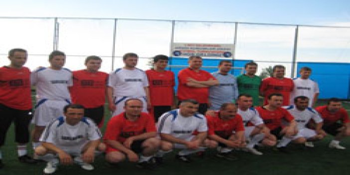 Arsin'de futbol turnuvası başladı