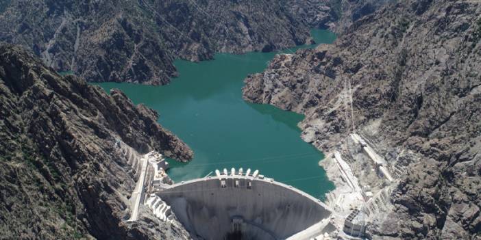 Artvin'de Yusufeli Barajı ve HES'te su yüksekliği 177 metreyi geçti