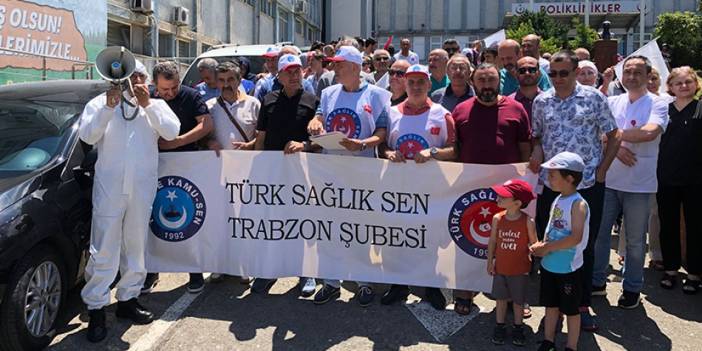 Trabzon’da sağlıkçılardan ek zam talebi! "Hak ettiğimiz ücreti istiyoruz"