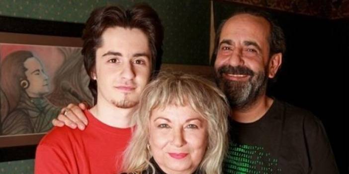 Nesrin Cavadzade, babası Özkan Uğur'un ölümüyle yıkılan genç oyuncu Alişan Uğur'a destek oldu