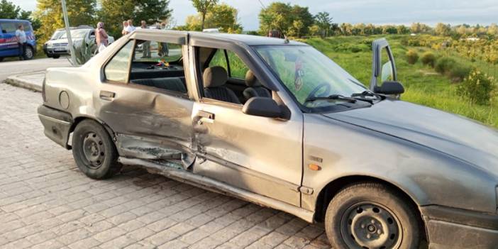 Samsun'da iki otomobil çarpıştı! 6 yaralı