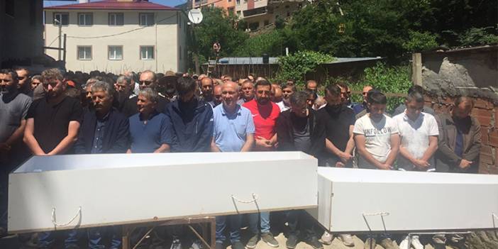 Kazada hayatını kaybeden baba ve oğulları Trabzon'da toprağa verildi!
