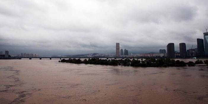 Güney Kore'de şiddetli yağışlar 35 can aldı