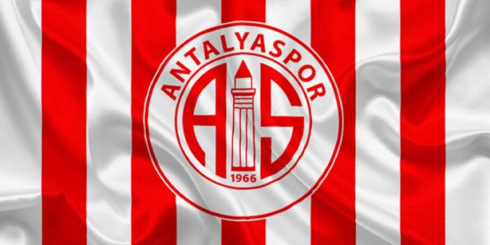 Trabzonspor'un rakibi Antalyaspor'da lisans gelişmesi! Yeni transferler...