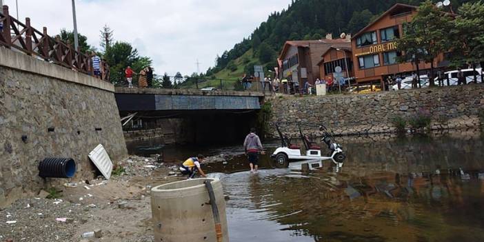 Trabzon'da golf aracı göle düştü! 2 turist yaralandı