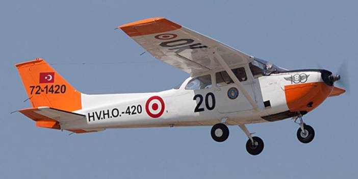 Yalova'da askeri eğitim uçağı acil iniş yaptı
