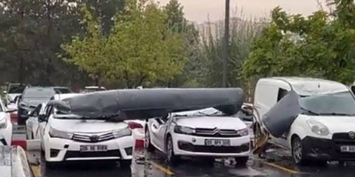 Ankara'da uçak parçası otoparka düştü! 3 araçta maddi hasar meydana geldi