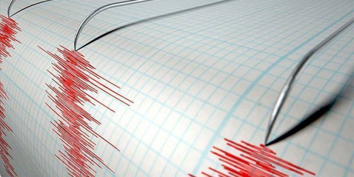 İzmir'de korkutan deprem - 01 Ekim 2023