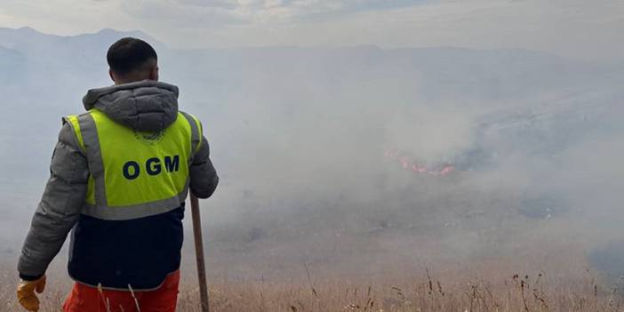 Bayburt'ta örtü yangını! 80 hektarlık alan küle döndü