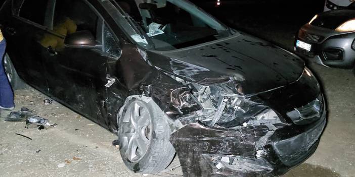 Samsun'da trafik kazası! 2 araç çarpıştı: 3 yaralı