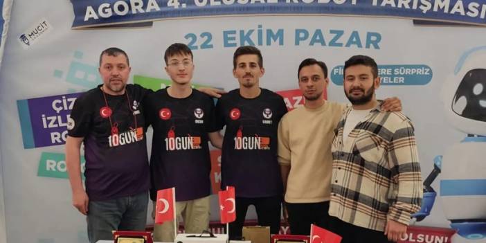 Trabzon Robotik Timi "Bükrek" ile Türkiye birincisi oldu