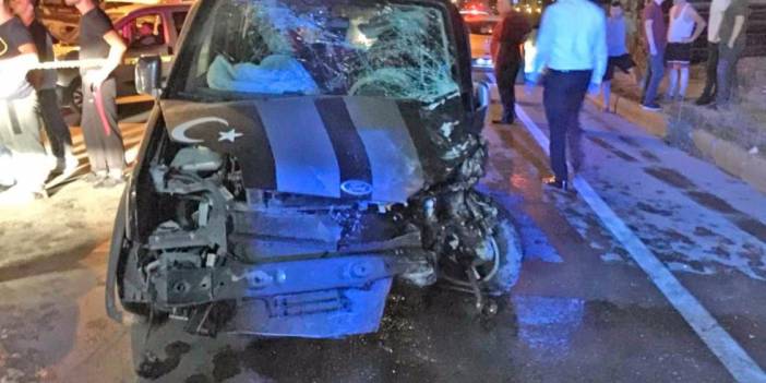 Rize'nin Pazar İlçesinde Trafik Kazası 1 ölü 2 yaralı.