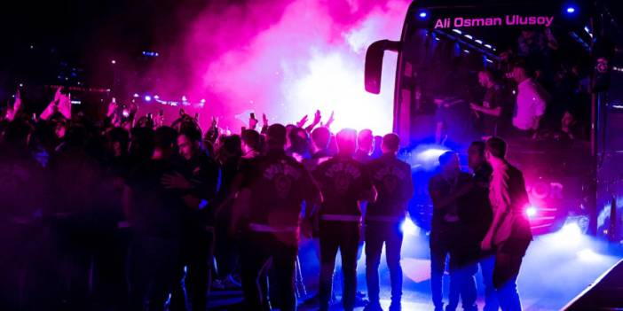 Trabzonspor’dan mesaj! Kapkara gecenizi aydınlatmaya devam ediyoruz!