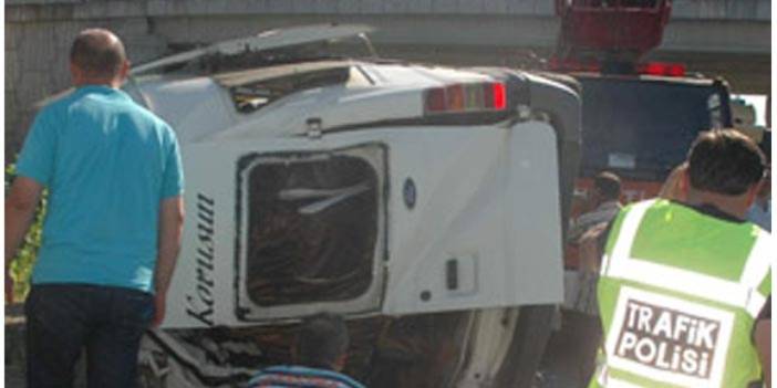 Rize'de trafik kazası: Yolcu Minibüsleri çarpıştı.14 yaralı. 7 Temmuz 2009