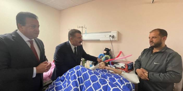 Bakan Koca açıkladı! Çok sayıda Gazzeli hasta Türkiye'ye getirilecek