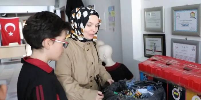Samsun'da Derya öğretmen hayata geçirdiği projelerle öğrencilerine örnek oluyor