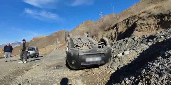 Erzurum-Artvin karayolunda trafik kazası! Araç takla attı