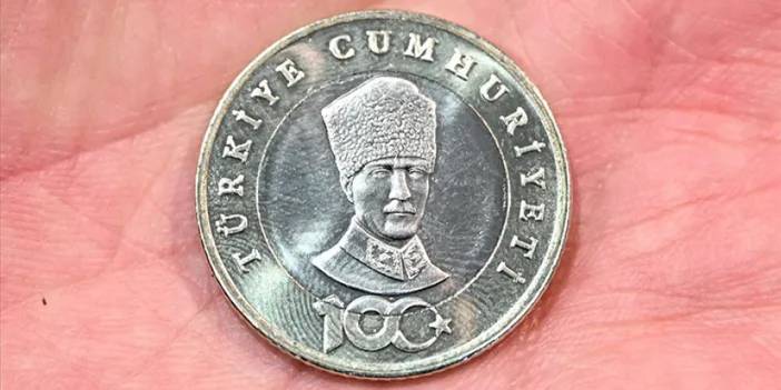 5 liralık hatıra paraların üzerindeki Atatürk rölyefinin benzemediği iddiasına yanıt