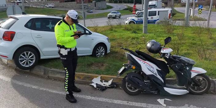 Samsun'da motosikletle otomobil çarpıştı! Kazada 2 kişi yaralandı