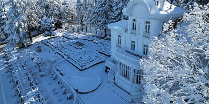 Trabzon'da kar yağışı kartpostallık görüntüleri ortaya çıkardı