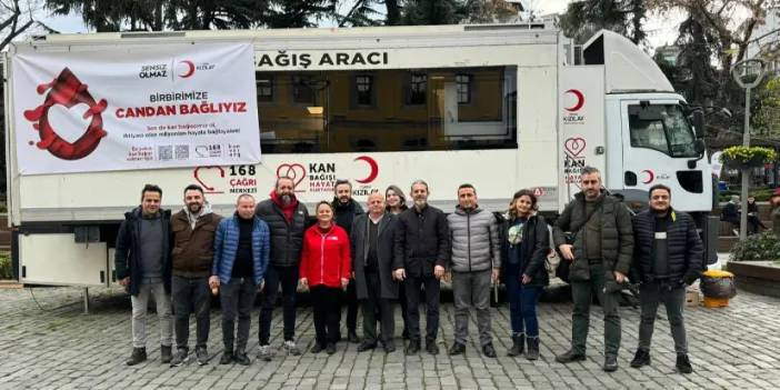 Trabzon'da  gazeteciler Kızılay kampanyasına kan bağışıyla destek verdi!