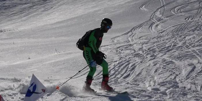 Rize'de dağ kayağı yarışlarına çığ tehlikesi engeli