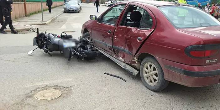 Samsun'da otomobil ile motosiklet çarpıştı! 1 kişi yaralandı