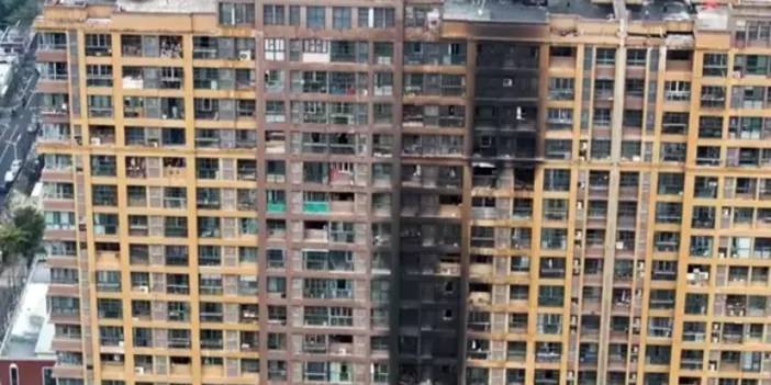 Çin'de bir gökdelende yangın! 15 kişi öldü