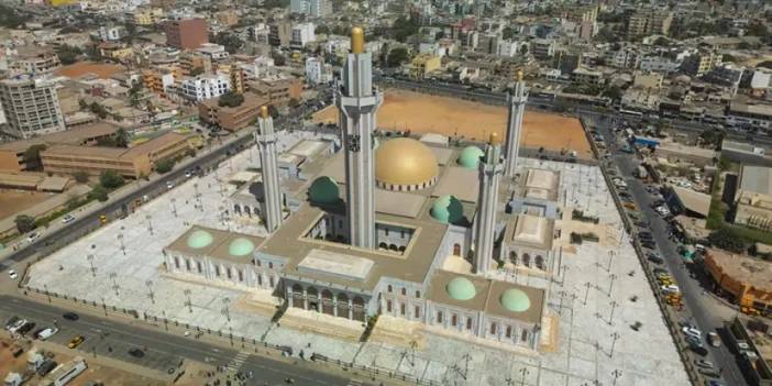 Senegal'de Ramazan Hazırlıkları: Massalikoul Jinaan Camisi Binlerce Ziyaretçiyi Ağırlamaya Hazır