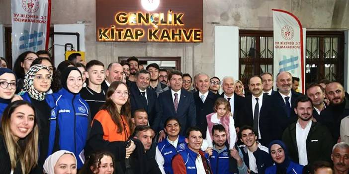 Adalet Bakanı Tunç, Giresun'da gençlerle bir araya geldi