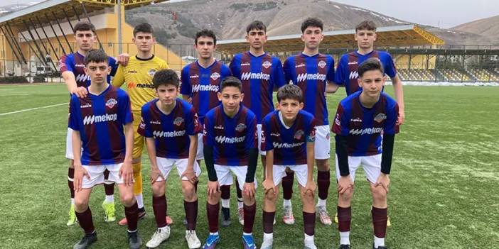 1461 Trabzon U14 takımı galibiyetle başladı